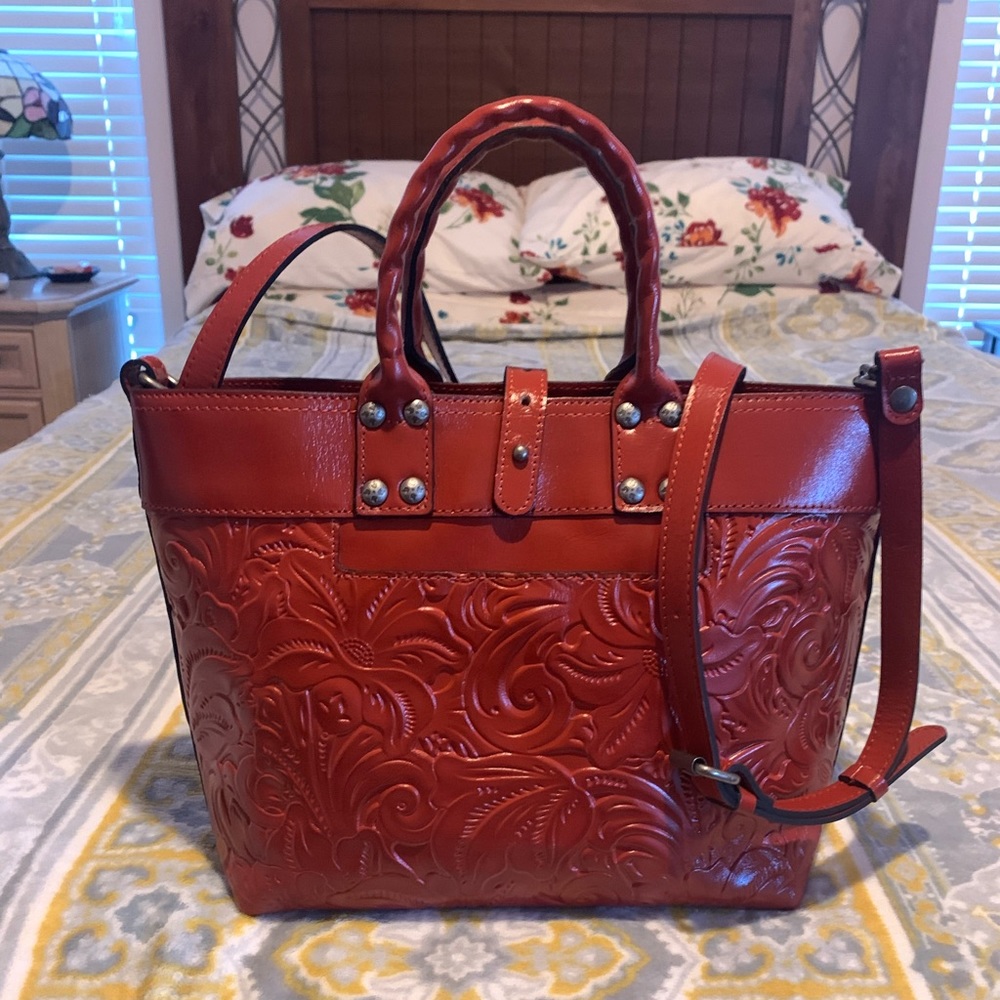 Gorgeous Red Patricia Nash Analia Leather Handbag